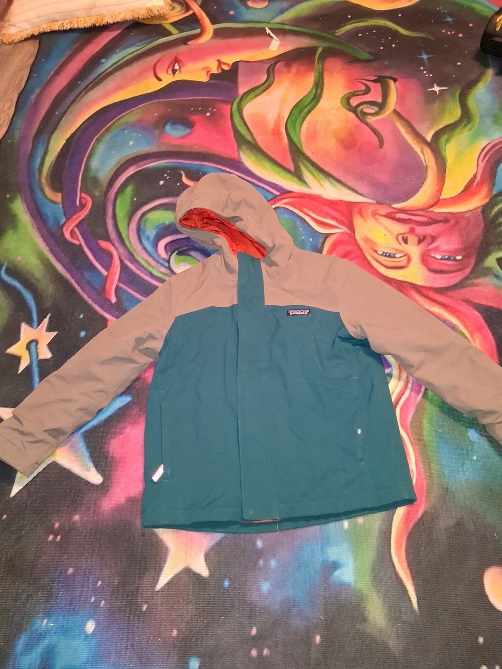 Patagonia Green and Beige Kids Hooded Rain Jacket with Orange Lining
